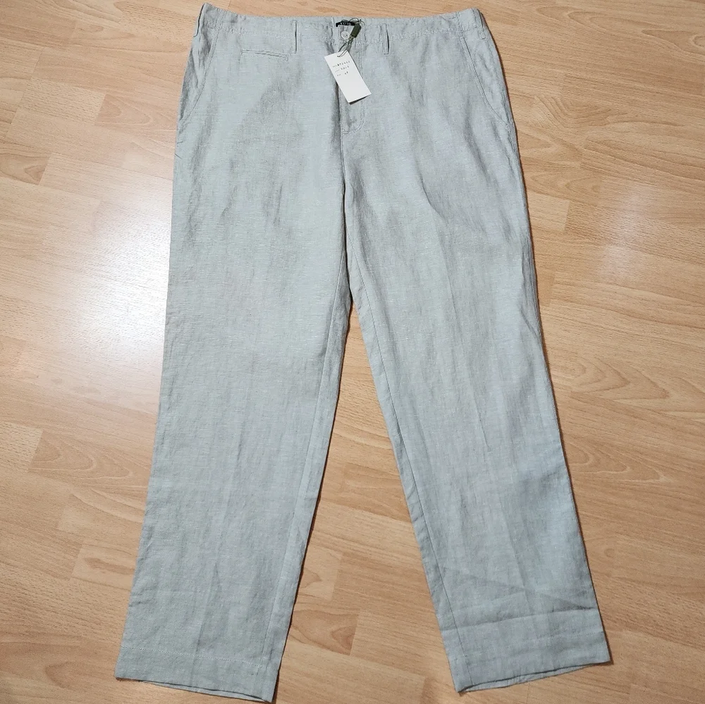 NWT Vivid 100% Linen Light Green Pants Size 40‎